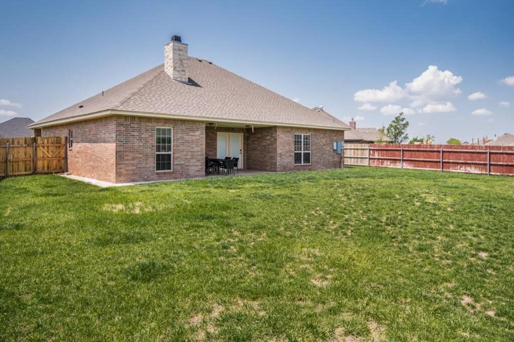 Cheerful 3 Bedroom Home, King Bed, 10 Min From Palo Duro Canyon, Fireplace, Washer Dryer Eksteriør billede